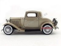 Cochesdemetal.es 1932 Ford 3-Windows Coupé Metallic Gold 1:18 Lucky Diecast 92248