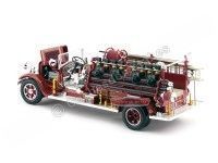 Cochesdemetal.es 1932 Buffalo Type 50 Camión de Bomberos Rojo 1:24 Lucky Diecast 20188