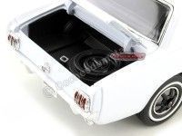 Cochesdemetal.es 1964 Ford Mustang 1-2 Coupé Blanco 1:18 Welly 12519