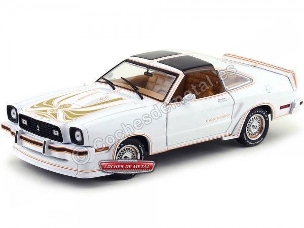 Cochesdemetal.es 1978 Ford Mustang II 5.0 King Cobra Blanco 1:18 Greenlight 12939