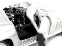 Cochesdemetal.es 1965 Chevrolet Corvette Sting Ray Coupé (C2) Gris 1:18 Maisto 31640