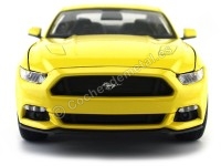 Cochesdemetal.es 2015 Ford Mustang GT 5.0 Amarillo 1:18 Maisto 31197