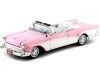 Cochesdemetal.es 1957 Buick Roadmaster Rosa-Blanco 1:18 Motor Max 73152