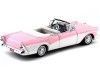 Cochesdemetal.es 1957 Buick Roadmaster Rosa-Blanco 1:18 Motor Max 73152