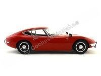 Cochesdemetal.es 1967 Toyota 2000 GT Rojo 1:18 Triple-9 1800184