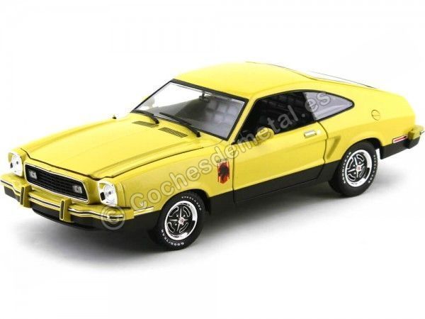 Cochesdemetal.es 1976 Ford Mustang II Stallion Amarillo 1:18 Greenlight 12889