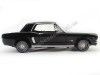 Cochesdemetal.es 1964 Ford Mustang 1-2 Coupe Negro/Blanco 1:18 Motor Max 73164