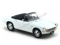 Cochesdemetal.es 1966 Honda S800 Convertible Blanco 1:18 Triple-9 1800192