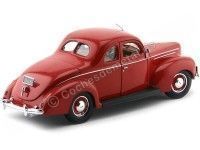 Cochesdemetal.es 1939 Ford Deluxe Tudor Coupé Rojo Metalizado 1:18 Maisto 31180