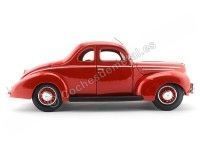 Cochesdemetal.es 1939 Ford Deluxe Tudor Coupé Rojo Metalizado 1:18 Maisto 31180