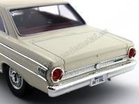 Cochesdemetal.es 1964 Ford Falcon Futura Blanco 1:18 Lucky Diecast 92708