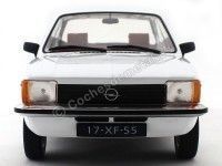 Cochesdemetal.es 1977 Opel Kadett C2 Dos Puertas Blanco 1:18 Triple-9 1800120