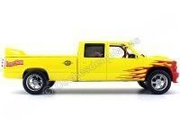 Cochesdemetal.es 1997 Chevrolet C-2500 Crew Cab Silverado "Kill Bill Pussy Wagon" 1:18 Greenlight 19015