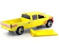 Cochesdemetal.es 1997 Chevrolet C-2500 Crew Cab Silverado "Kill Bill Pussy Wagon" 1:18 Greenlight 19015