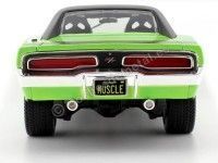 Cochesdemetal.es 1969 Dodge Charger R-T Verde 1:18 MAISTO DESIGN 32612