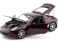Cochesdemetal.es 2003 Nissan 350Z Coupé Vin Red Metallic 1:18 Auto World AW240