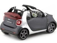 Cochesdemetal.es 2015 Smart Fortwo Cabriolet (A453) Grey/Silver 1:18 Dealer Edition B66960290