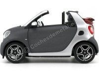 Cochesdemetal.es 2015 Smart Fortwo Cabriolet (A453) Grey/Silver 1:18 Dealer Edition B66960290