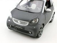 Cochesdemetal.es 2015 Smart Fortwo Cabriolet (A453) Grey/Silver 1:18 Dealer Edition B66960290