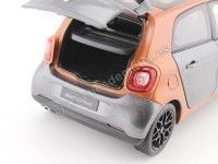 Cochesdemetal.es 2015 Smart Forfour Coupe (W453) Orange/Grey 1:18 Dealer Edition B66960298