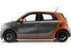 Cochesdemetal.es 2015 Smart Forfour Coupe (W453) Orange/Grey 1:18 Dealer Edition B66960298