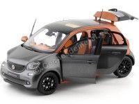 Cochesdemetal.es 2015 Smart Forfour Coupe (W453) Orange/Grey 1:18 Dealer Edition B66960298