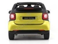 Cochesdemetal.es 2015 Smart Fortwo Cabriolet (A453) Noir / jaune 1:18 Édition du concessionnaire B66960289