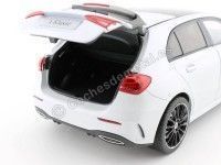 Cochesdemetal.es 2018 Mercedes-Benz A-Class W176 Digital White 1:18 Dealer Edition B66960429