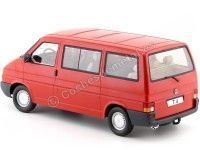 Cochesdemetal.es 1992 Volkswagen T4 Caravelle Microbus Rojo 1:18 KK-Skale 180261