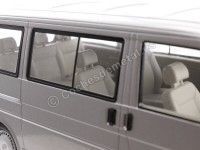 Cochesdemetal.es 1992 Volkswagen T4 Caravelle Microbus Gris 1:18 KK-Skale KKDC180264