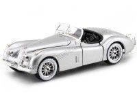 Cochesdemetal.es 1951 Jaguar XK 120 Roadster Gris 1:24 Bburago 22018