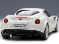 Cochesdemetal.es 2013 Alfa Romeo 4C Bianco Madreperla 1:18 AUTOart 70188