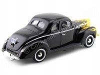 Cochesdemetal.es 1940 Ford Deluxe Negro Con Llamas 1:18 Motor Max 73108