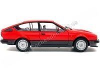 Cochesdemetal.es 1984 Alfa Romeo GTV6 Rojo 1:18 Solido S1802301