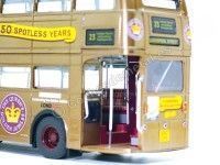 Cochesdemetal.es 1986 Routemaster London Bus The Queen Golden Jubilee 50th 1:24 Sun Star 2942