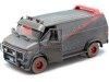 Cochesdemetal.es 1983 GMC Vandura Cargo Van A-Team Equipo-A "Sucia y Tiroteada" 1:18 Greenlight 13567