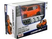 Cochesdemetal.es 2014 Jeep Renegade Naranja "Metal Kit" 1:24 Maisto 39282