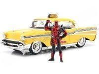 Cochesdemetal.es 1957 Chevrolet Bel Air TAXI + Figura de Deadpool 1:24 Jada Toys 30290