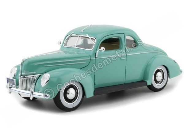 Cochesdemetal.es 1939 Ford Deluxe Tudor Light Green 1:18 Maisto 31180