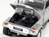 Cochesdemetal.es 1974 Toyota FJ40 Convertible Gris 1:24 Motor MAX 79330