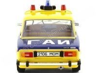 Cochesdemetal.es 1976 Lada 2106 (Seat 124) Policia URSS Amarillo/Azul 1:18 Triple-9 1800246