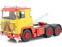 Cochesdemetal.es 1976 Camion Scania LBT 141 Tres Ejes Amarillo/Rojo 1:18 Road Kings 180015