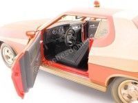 Cochesdemetal.es 1974 Ford Gran Torino "Starsky & Hutch" Sucio Rojo/Blanco 1:24 Greenlight 84121