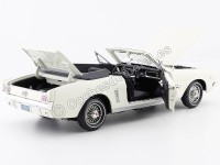 Cochesdemetal.es 1964 Ford Mustang 1-2 Convertible Beige 1:18 Motor Max 73145