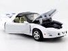 Cochesdemetal.es 1999 Pontiac Firebird White/Blue 1:24 Motor Max 73232