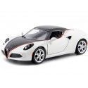 Cochesdemetal.es 2014 Alfa Romeo 4C Satin White/Black 1:24 Motor Max 79513