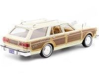 Cochesdemetal.es 1979 Chrysler LeBaron Town & Country Wagon Beige/Woody 1:24 Motor Max 73331