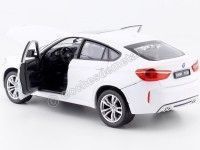 Cochesdemetal.es 2018 BMW X6 M Blanco 1:24 Rastar 56600