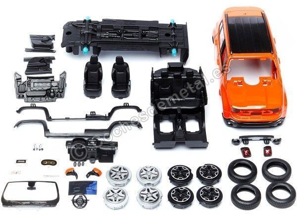 Cochesdemetal.es 2014 Jeep Renegade Naranja "Metal Kit" 1:24 Maisto 39282