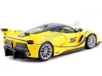 Cochesdemetal.es 2015 Ferrari FXX-K Amarillo/Negro 1:24 Bburago 18-26301